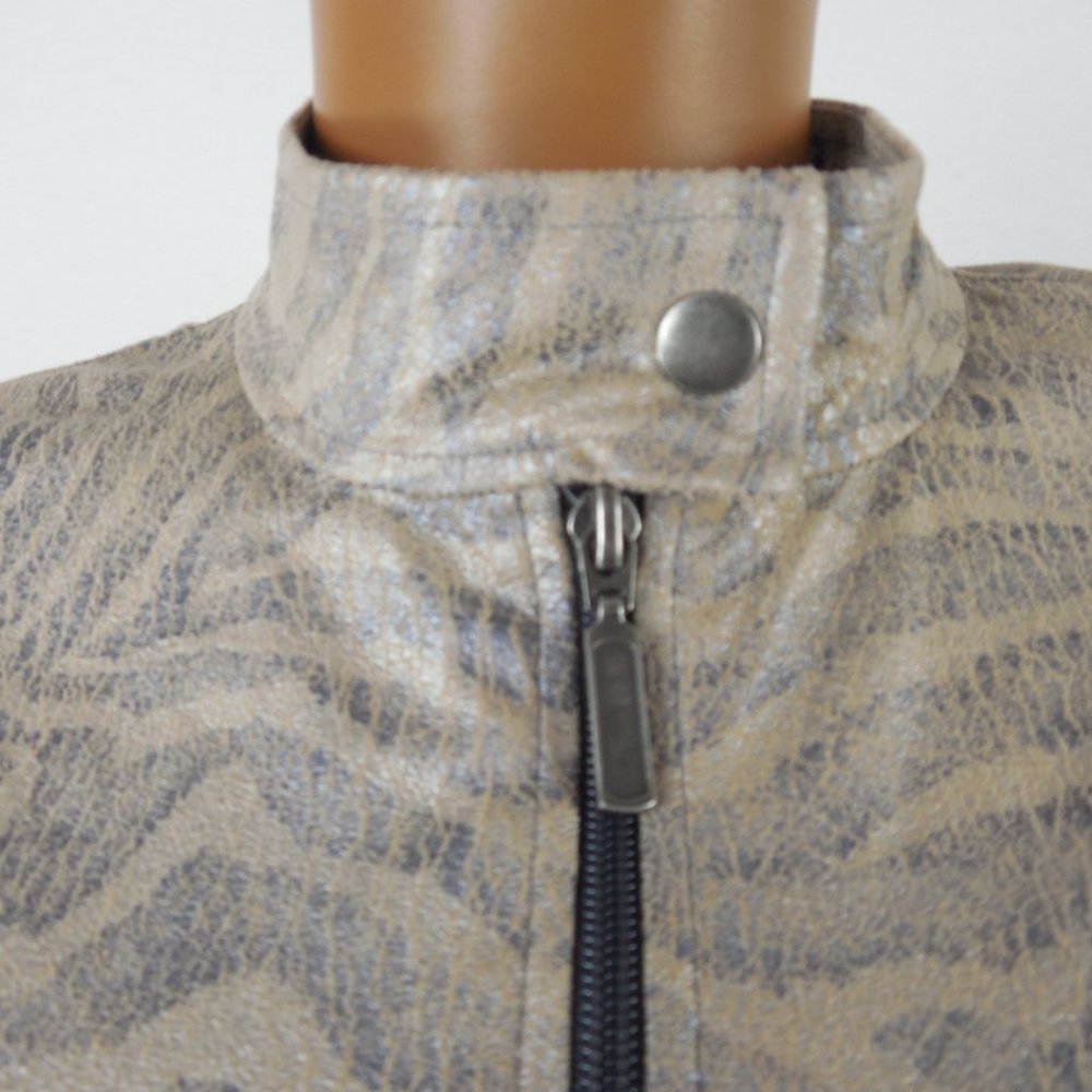 CHICO'S Top L Sz 2 Tan Animal Print Moto Jacket Zip Up Front Soft Distressed - Picture 5 of 11